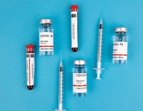 Cómo funciona la vacuna Novavax